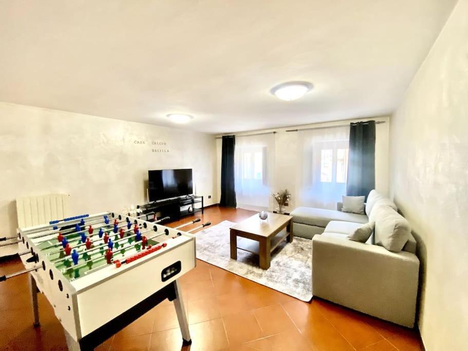 Centro Storico Casa Calcio Balilla Apartment Aosta Exterior photo